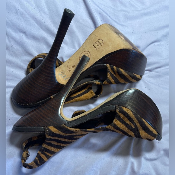 Bebe Platform Stilettos Slip-on Sandals Size 8 - Picture 15 of 16